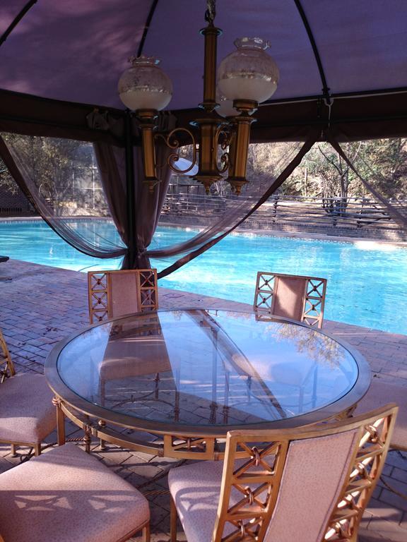 Hornbill Lodge Magaliesburg Bagian luar foto